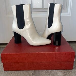 Donald Pliner white & black block heel calf boots (size 6)
